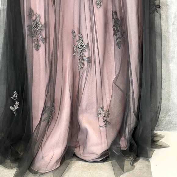 COPY - LA FEMME NWT Women's Pink/Grey Jewel Embellished Floral Lace Mesh A-Line… - Picture 8 of 13